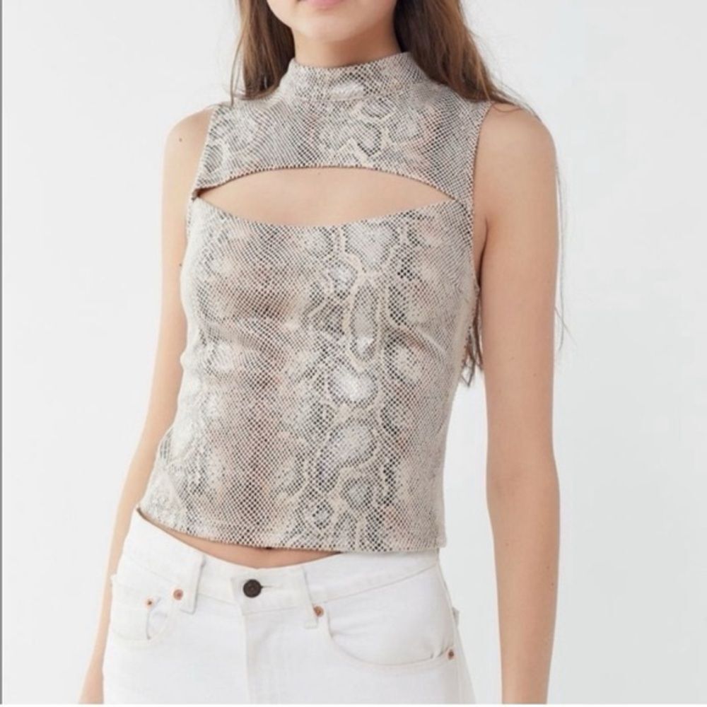 Urban Outfitters Kiara Snake Print Cutout Crop Top Sz M Club Festival
